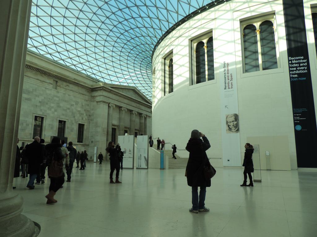 Foyer inside the British Muesum