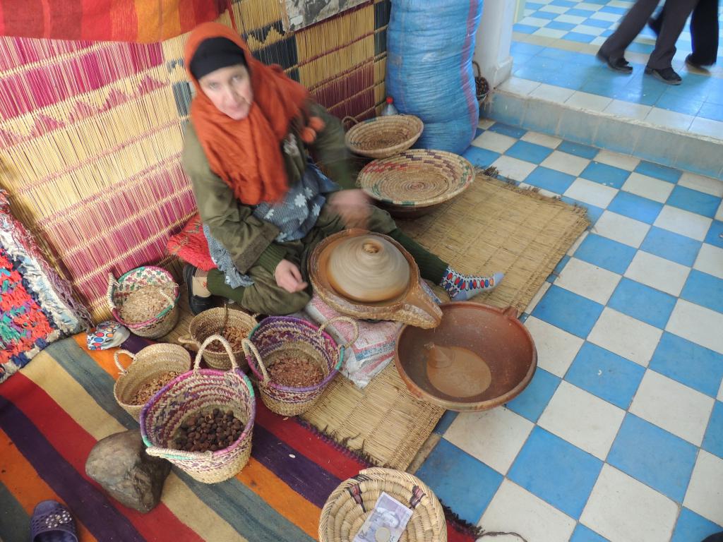 Argan paste/oil being created