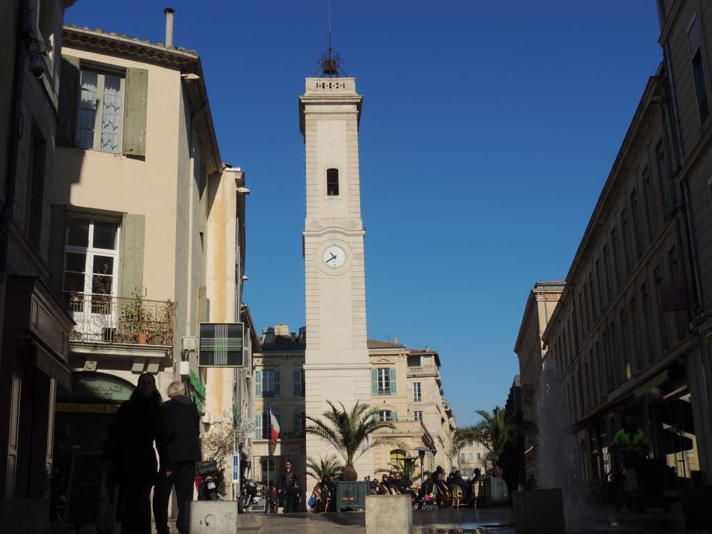 Place de l'Horlage where Jean Nicot, who imported tobacco to France, was born in 1530