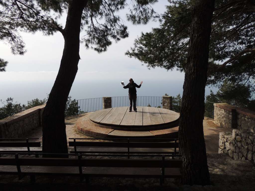 The little stage on the cliffs of Belvedere Migliera