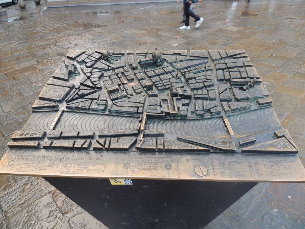 Bronze map of the city