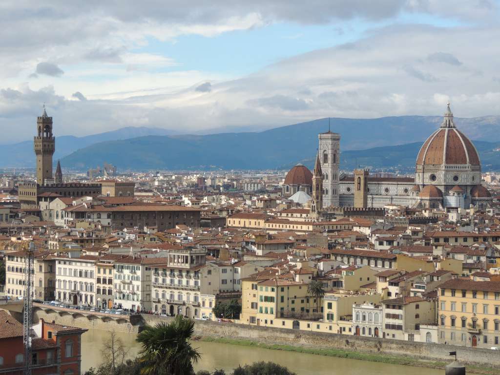 Palazzo Vecchio on the left and the Duomo on the right