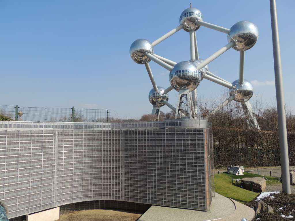 View of the scaled EU parliament with the Atomium in the background