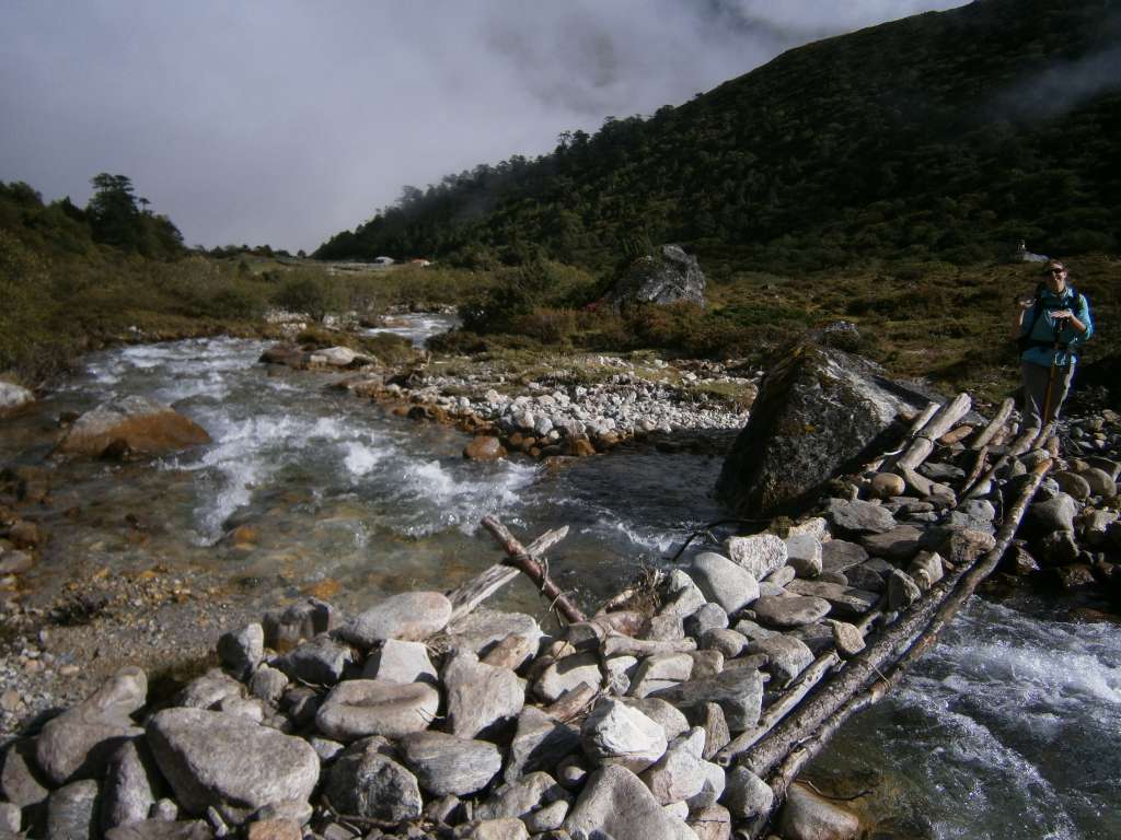 The alternative bridge as the other had washed away