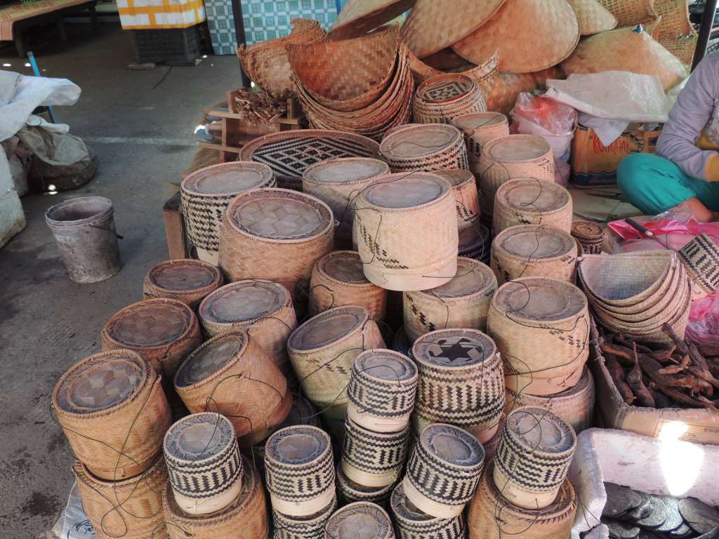 A variety of baskets for steaming rice (and other things.