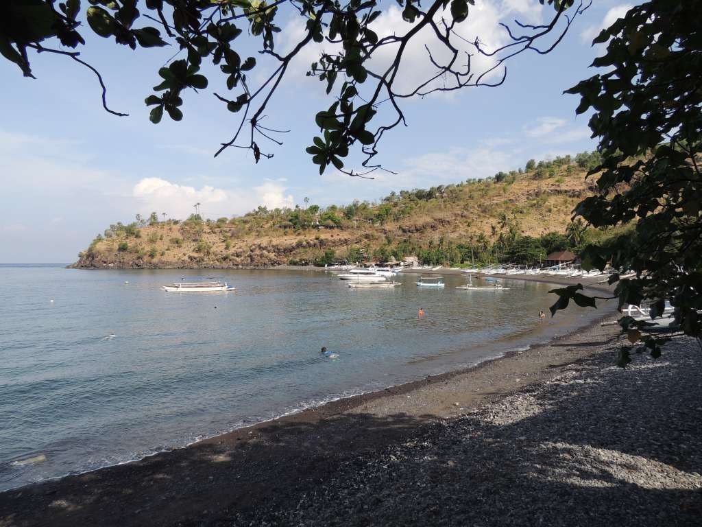 The Amed dive area.